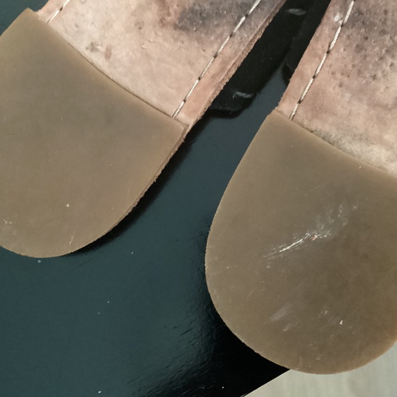 Frye flat sandals black suede 6 1/2 B - Picture 2 of 5